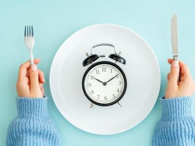 Beragam Mitos dan Fakta Seputar Diet Intermittent Fasting yang Harus Kamu Tau
