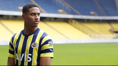 Jayden Oosterwolde Ngaku Dihubungi PSSI, Tapi Ditunda Jadi Amunisi Baru Timnas Indonesia