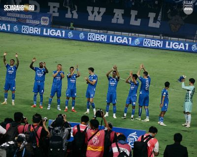 Hasil Persib Bandung vs Barito Putera di Liga 1 2024-2025: 10 Pemain Pangeran Biru Tahan Tim Tamu 1-1