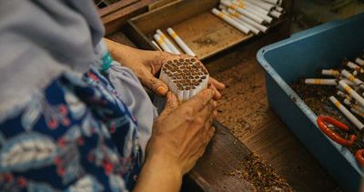 Kenapa Masyarakat Beralih ke Rokok Murah? Ini Kata Bea Cukai