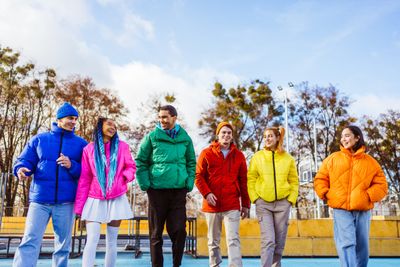 Tren Outerwear yang Cocok untuk Cuaca Tropis