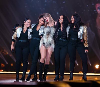 Taylor Swift sampai Billie Eilish Jadi Pemilik Album Musik Paling Tenar Tahun Ini