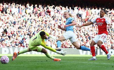 Gol Telat Martinelli Bawa Arsenal Tahan Imbang Man City 1-1