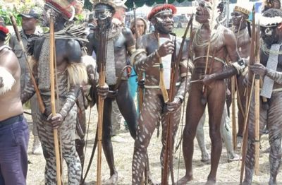 5 Fakta Unik di Balik Indahnya Pakaian Adat Papua yang Bikin Kamu Tercengang