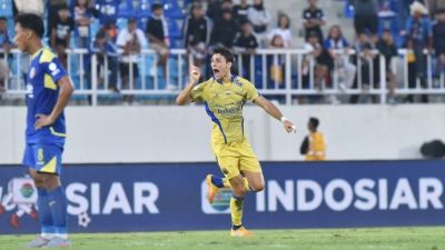 Persib Bandung Menang Dramatis atas Arema FC di Super League
