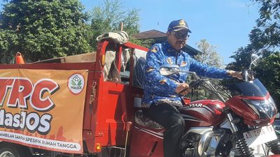 Layani 2 X 24 Jam, Walikota Yogya Hasto Uji Coba Layanan Jemput Sampah TRC Mas JOS
