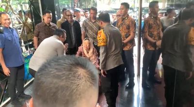 Istri Gus Dur dkk Datangi Polda Metro, Niat Jenguk Tersangka Ricuh Demo