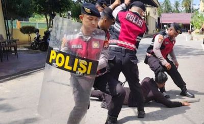 Polisi Aceh Timur Latihan Taktik Hadapi OTK & ODGJ, Begini Aksinya!