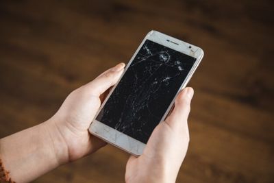 5 Arti Mimpi Handphone Rusak Menurut Primbon Jawa, Pertanda Apa?