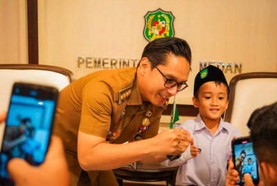 Wali Kota Medan Apresiasi Bakat Atlet Skateboard Muda Medan yang Masih 7 Tahun