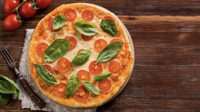 Pizza: Dari Napoli ke Seluruh Dunia