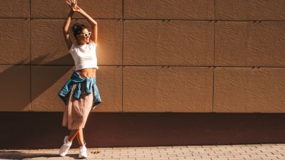 Tren Fashion Sporty di Kalangan Milenial Indonesia