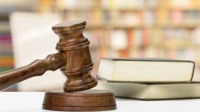 Peran dan Fungsi Mahkamah Konstitusi dalam Menjaga Konstitusi Indonesia