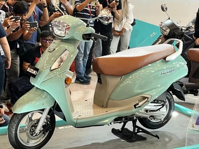 Suzuki Access 125 Meluncur di Indonesia, Skutik Desain Klasik, Fitur Modern Harga Rp25,5 Juta
