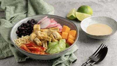 Tren Makanan Sehat di Indonesia: Salad dan Smoothie Bowl