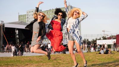 Festival Musik 2025: Gaya dan Inspirasi Fashion yang Menggugah Semangat
