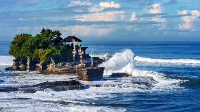 5 Destinasi Healing Favorit Anak Muda di Indonesia pada 2025