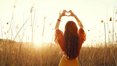 Pentingnya Cinta Terhadap Diri Sendiri dalam Masyarakat Modern