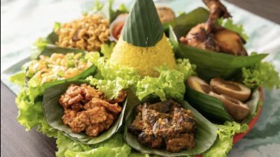 Nasi Tumpeng: Simbol Kebersamaan dan Syukur dalam Budaya Jawa