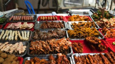 Menelusuri Keberagaman dan Budaya Street Food di Indonesia