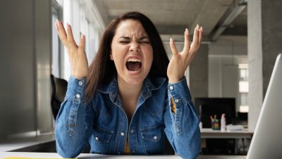 Fenomena Quiet Quitting: Mengurai Penyebab dan Dampaknya di Indonesia
