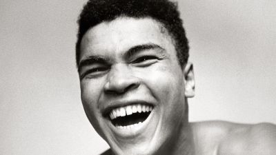 Muhammad Ali: Legenda Tinju dan Simbol Perjuangan Sosial