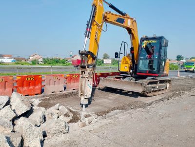 Pengelola Jalan Tol Tamer Lakukan Perbaikan Dan Pemeliharan Di 24 Titik Untuk Keselematan Dan Kenyamanan