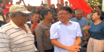 Blokade TPA Sumompo Dibuka Usai Walikota Manado Turun Temui Warga