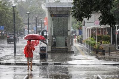 Sebagian Wilayah Jakarta Diguyur Hujan Ringan Hari Ini