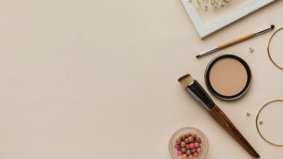 Tren Makeup Minimalis di Tahun 2025: Kecantikan Alami yang Mendunia