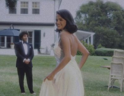 Selamat! Selena Gomez Resmi Menikah dengan Benny Blanco