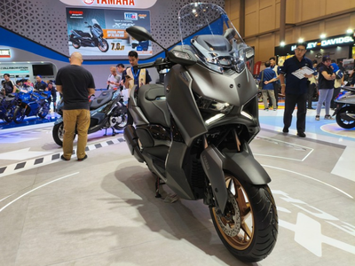 Yamaha Luncurkan XMAX Tech Max Terbaru 2025 dengan Banderol 75 Juta, Apa Istimewanya?