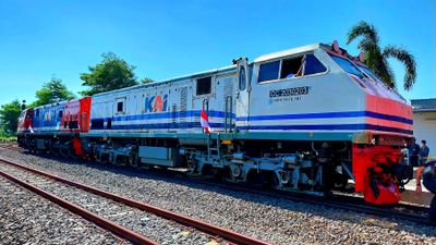 Parade Livery Pecahkan Rekor! Begini Meriahnya HUT ke-80 PT KAI