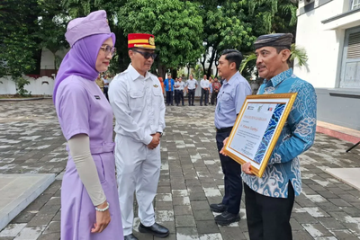 KAI Daop 3 Cirebon Apresiasi Ahli Waris Pencipta Lagu Kota Cirebon