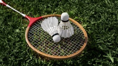 Panduan Bermain Badminton untuk Pemula di Indonesia