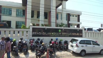 Ayah Yang Didakwa Setubuhi Anaknya Di Kota Serang Bebas