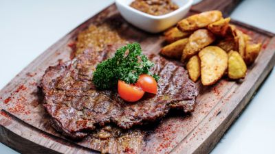 Cara Memasak Steak Sapi Seperti di Restoran