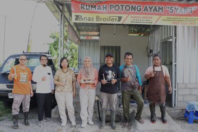 Peneliti UGM Teliti Pengaruh Ketajaman Pisau dan Sertifikasi Juleha terhadap Kualitas Daging Ayam
