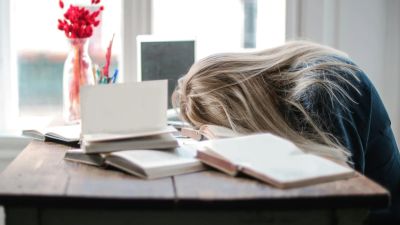 Mengatasi Burnout: Pendekatan Kreatif untuk Kesehatan Mental