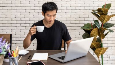 Fenomena Side Hustle di Indonesia: Peluang dan Strategi
