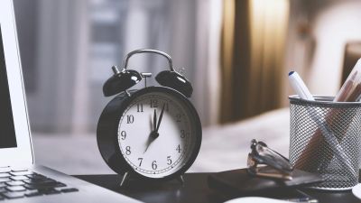 Mengelola Waktu dengan Efektif: Kunci Kesuksesan di Era Modern