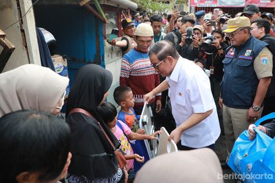 Gubernur Pramono Pastikan Penanganan Penyintas Kebakaran di Tangki Berjalan Maksimal