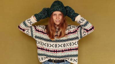 Knitwear Modern: Pilihan Stylish untuk Iklim Tropis Indonesia