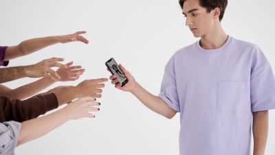 Menjadi Versi Terbaik dari Diri Sendiri: Langkah-Langkah Sederhana yang Bisa Diterapkan