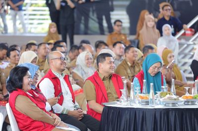 Pemkot Makassar Luncurkan Program Makassar Berjasa untuk Pekerja Rentan
