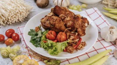 Mengenal Ayam Taliwang: Kuliner Ikonik dari Lombok