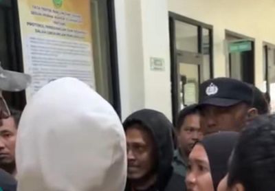 Keluarga Korban Koltim Mengamuk di PN Kolaka, Keberatan Tuntutan 7,6 Tahun untuk Pelaku