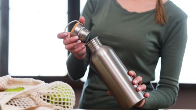 Tumbler: Simbol Gaya Hidup Berkelanjutan dan Kesadaran Lingkungan