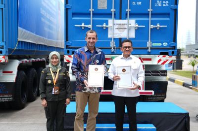 Mendag Budi Santoso Lepas Ekspor Susu Indonesia, Target Rp2 Triliun di 2025