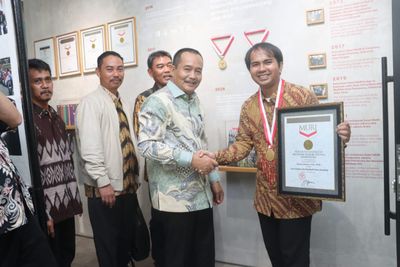 Mahasiswa UGM Ini Pecahkan Rekor MURI sebagai Orang Indonesia Termuda yang Jelajahi Antarktika